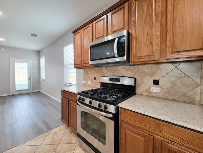 Photo - 17207 Mossbriar Ln