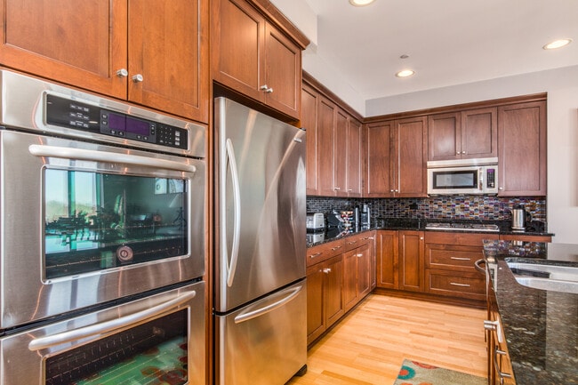 Photo - 120 N Northwest Hwy Unit 506