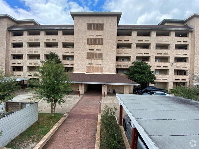 Building Photo - 2210 Dorrington St Unit 403 Rental