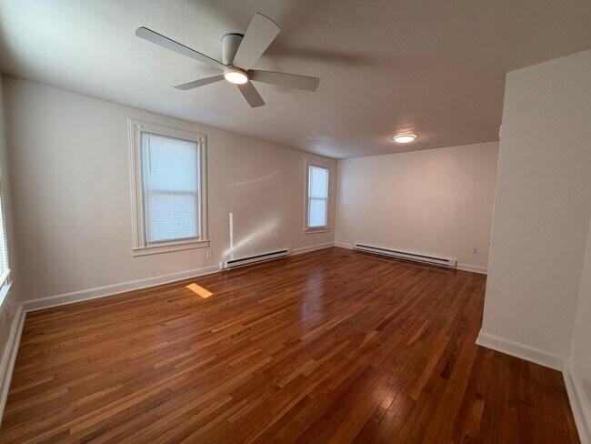 Photo - 1736 Main St Unit 1736-2