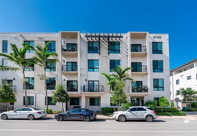 Photo - 4740 NW 84th Ct Condo Unit 21