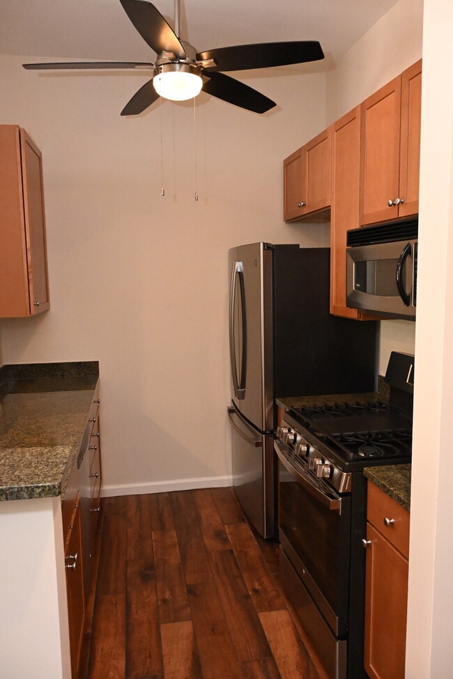 Photo - 309 Holland Ln Unidad 103