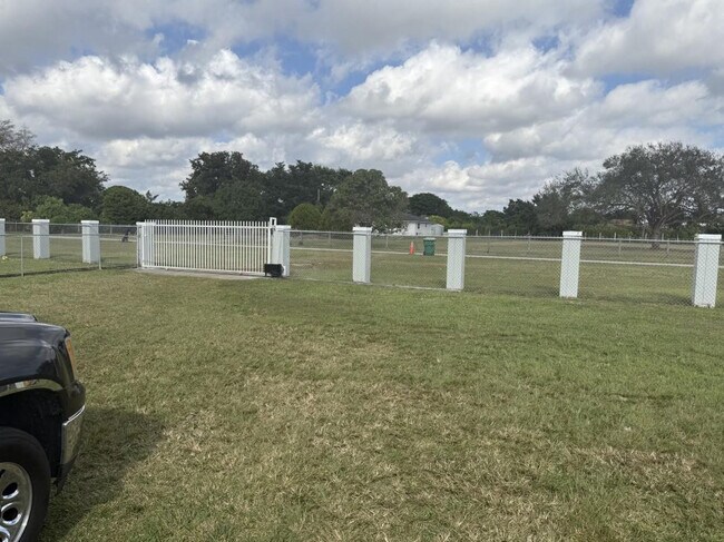 Photo - 24000 SW 207th Ave