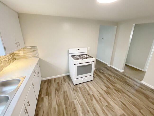 Photo - 312 Medford Rd Unit 2F