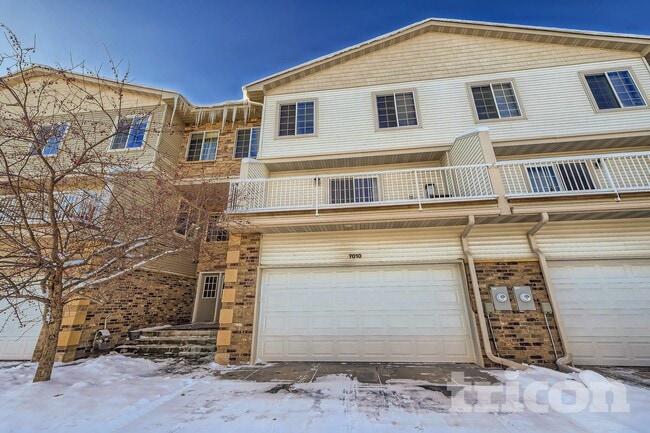 Photo - 7010 S Park Dr