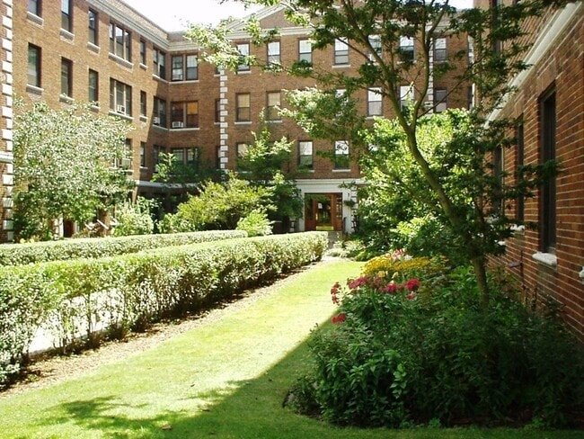 Photo - 62 Queensberry St Unidad 409