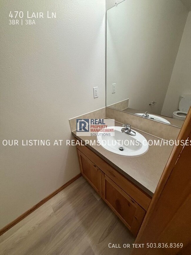 Photo - 470 Lair Ln