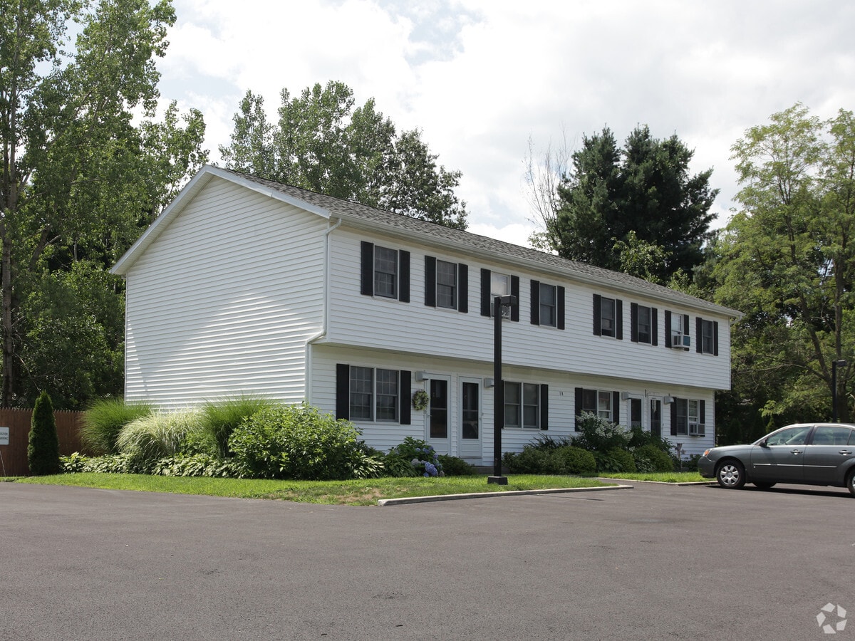 Photo - 18 Luzerne Rd Apartments