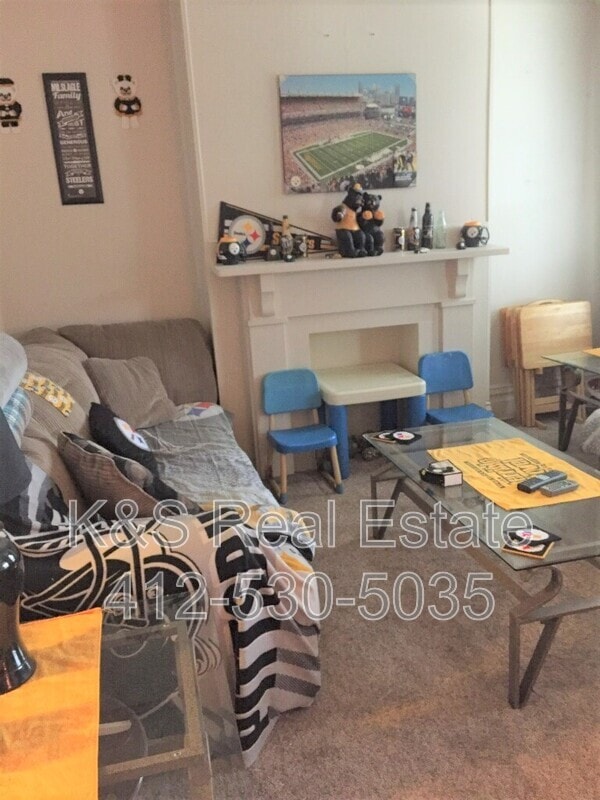 Photo - 556 Middle Ave