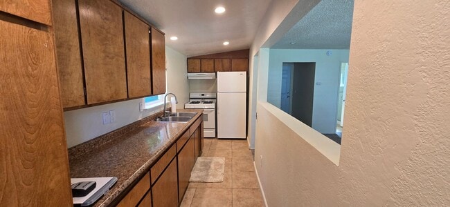 Photo - 183 Unit 554