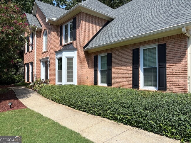 Photo - 6221 Woodlore Dr NW