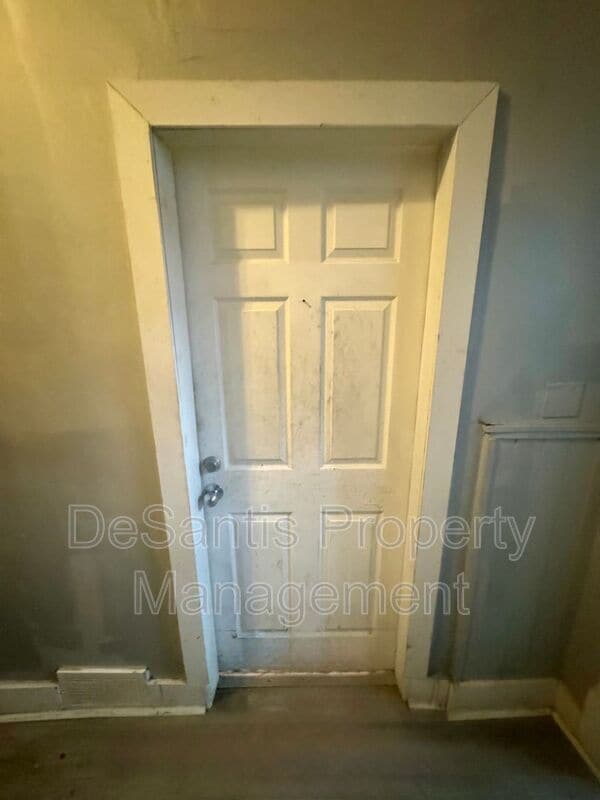 Photo - 1141 Brabec St