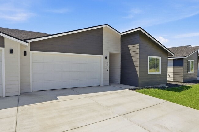 Photo - 1617-1617 N Selkirk Rd Unidad 1617