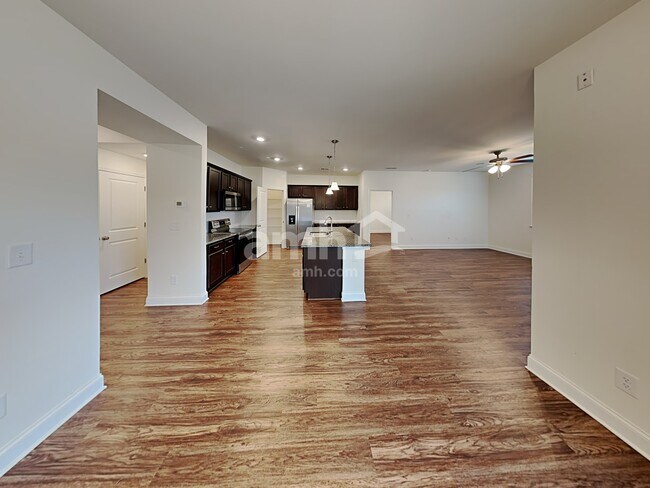 Photo - 7076 Creeksong Dr