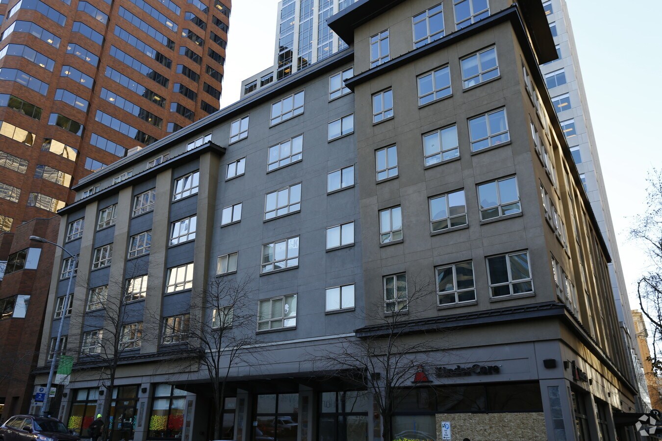Photo - Stewart Court Apartments
