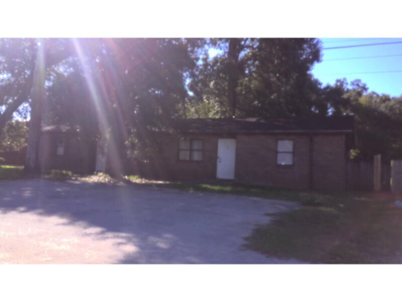 Photo - 7240 Hilburn Rd