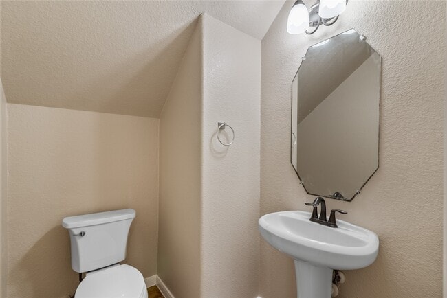Photo - 24822 Dutton Point Dr