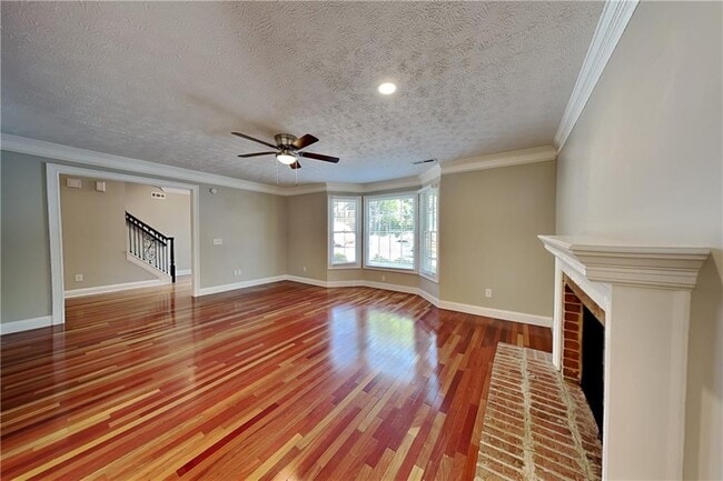 Photo - 2406 Southern Oak Dr SW