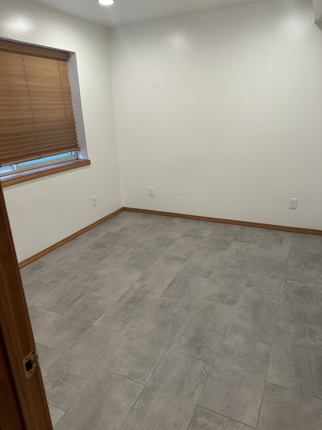 Photo - 2009 Maurice Ave