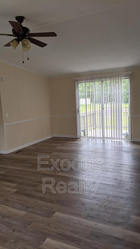 Photo - 1434 Heritage Way