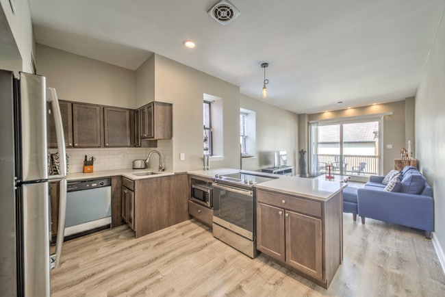 Building Photo - 3623 McRee Ave