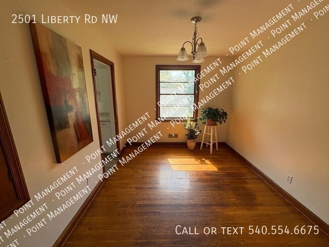 Photo - 2501 Liberty Rd NW