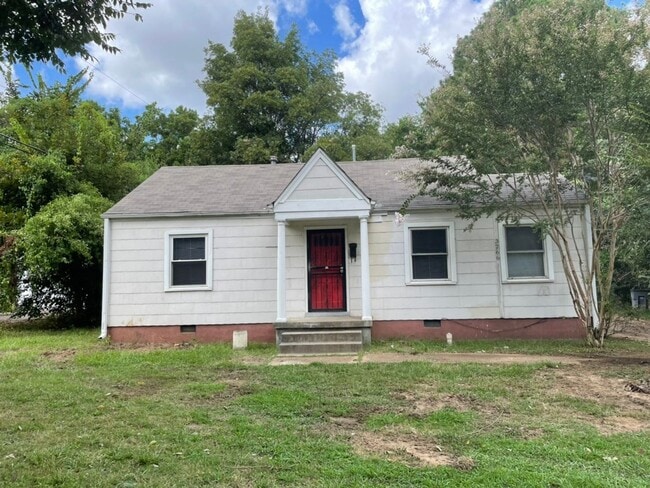 Building Photo - Cozy 2-Bedroom Home with Hardwood Floors & Spacious Yard