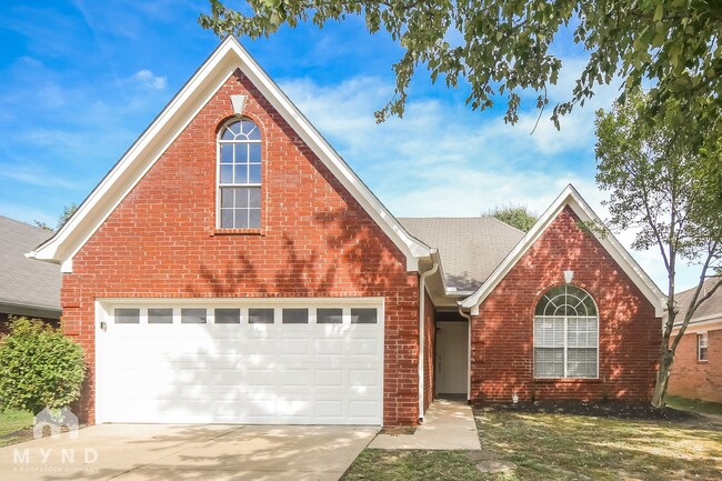 Building Photo - 8418 Regal Bend Dr