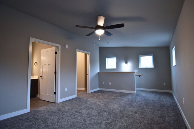 Photo - Beaverbrook Apartments