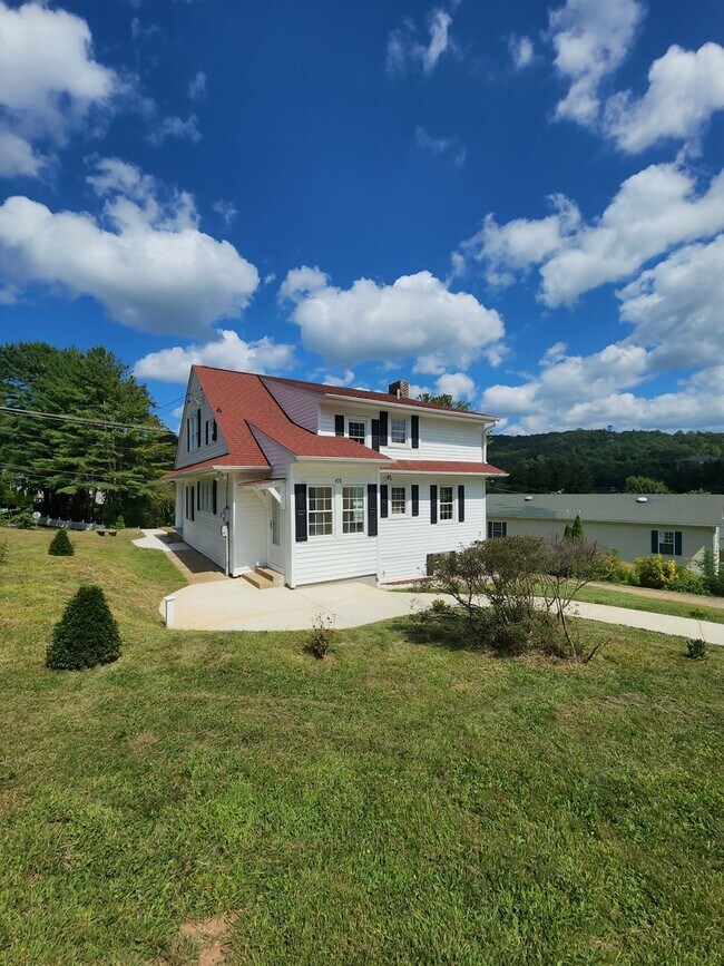 Photo - Kenilworth Rental-Asheville