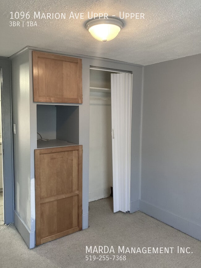 Photo - SPACIOUS 3 BED/1 BATH UPPER + HYDRO Unité Upper