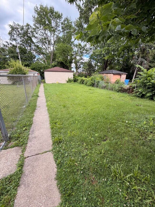 Photo - 11268 S Bishop St