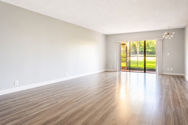 Photo - 16431 Blatt Blvd Unit In the heart of Weston!
