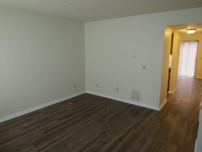 2269 Hughey Dr