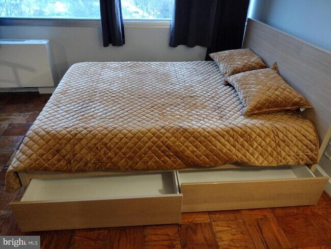 Photo - 5500 Friendship Blvd Unidad 1805N