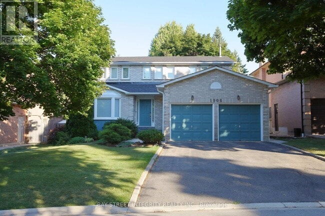 Photo - 1906 Stoneybrook Ct