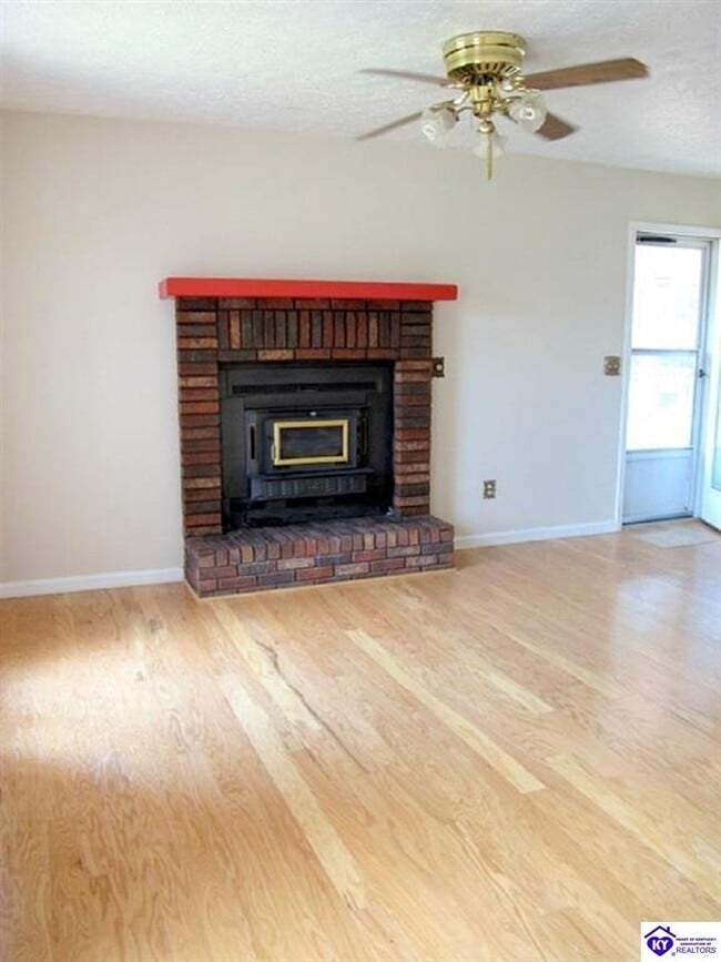 Photo - 927 Woods Hollow Dr