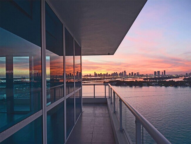 Photo - 540 West Ave Unidad 2114