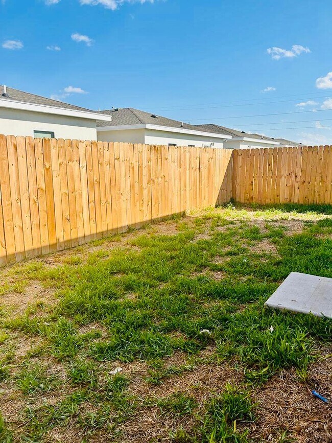 4907 Crown Point St Unit 2