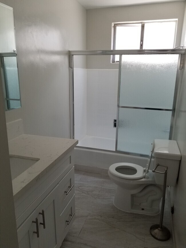 Photo - 3702 Motor Ave Unidad 6