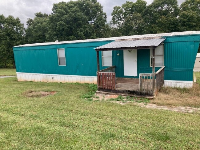 Photo - 132 Gantt Rd