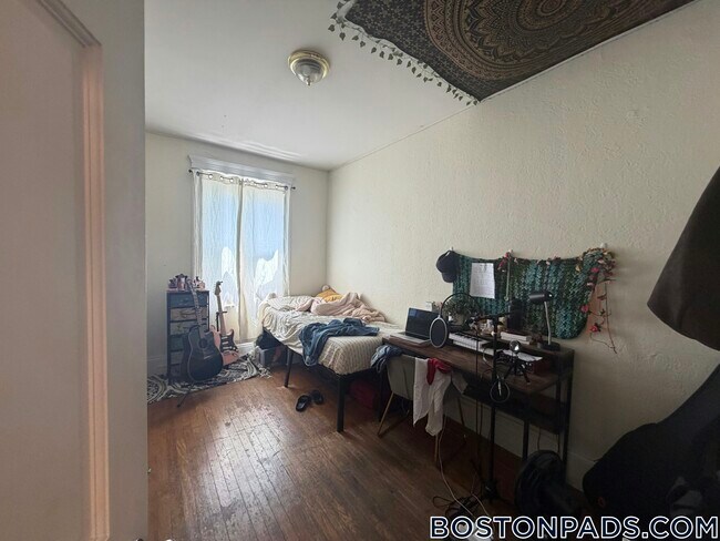 Photo - 109 Peterborough St Unidad 14