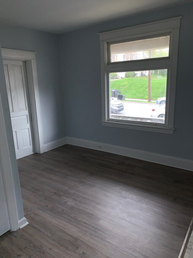 Photo - 953 Wells St