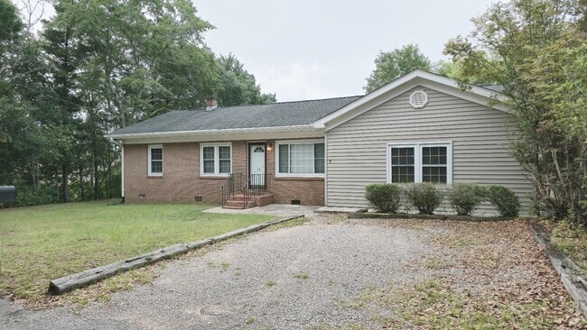 Building Photo - 43 Corley Ave Rental