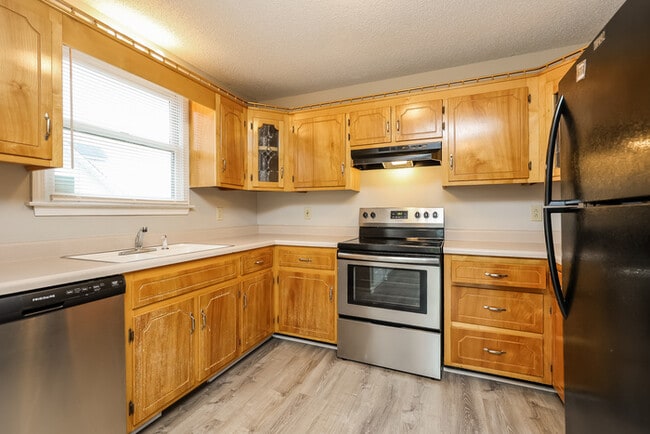 Photo - 3507 Clearwater Dr