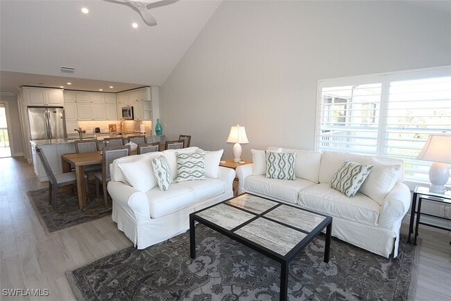 Building Photo - 6131 Pelican Bay Blvd Unit I4