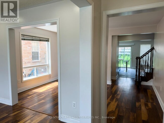 Photo - 1573 Evans Terrace