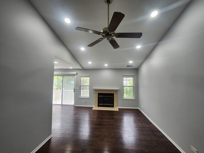 Photo - 1236 Churchill Ct