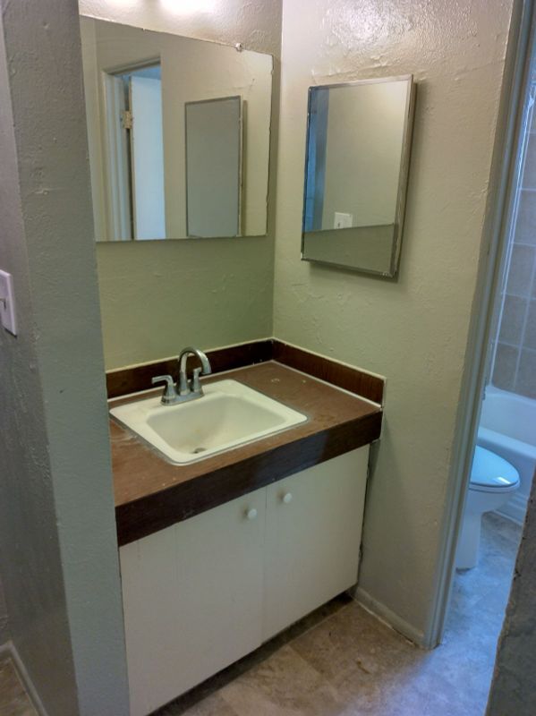 Photo - 1994 Elmira St