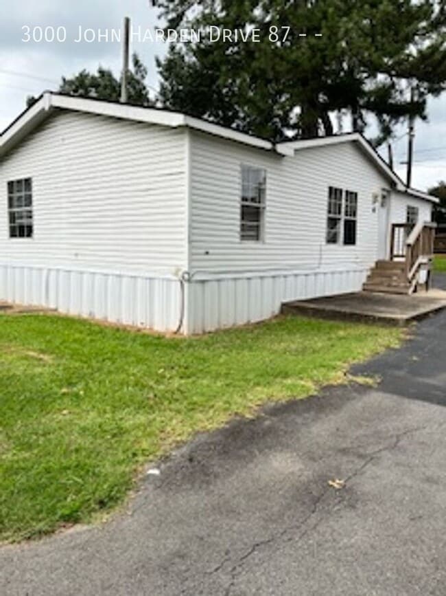 Photo - 3000 John Harden Dr